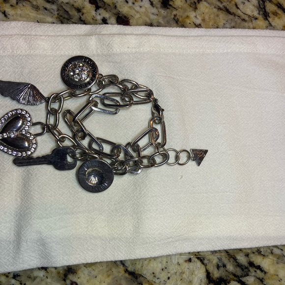 Guess layered necklace with chunky link chains.. and a Guess charm bracelet (2) - Picture 8 of 16